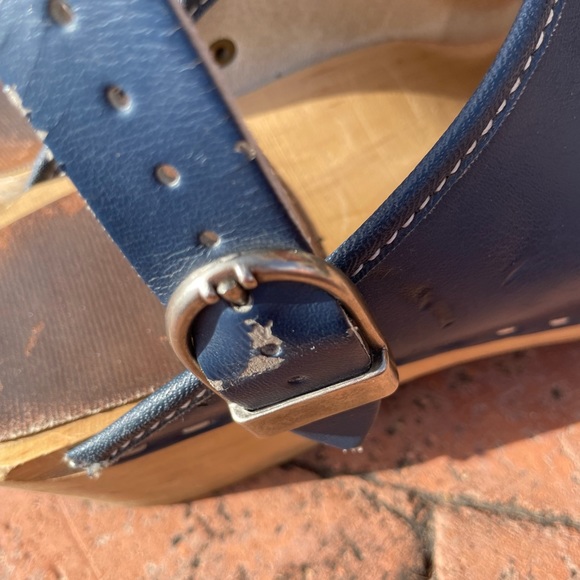 Swedish clogs navy blue buckle back strap wooden clogs size 8.5 - Picture 12 of 12